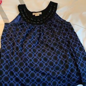 Blue/black top